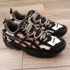 COPY - ASICS Gel-Nandi x PLEASURES Black White SAMPLE Sz 9 Mens Running Shoes N…